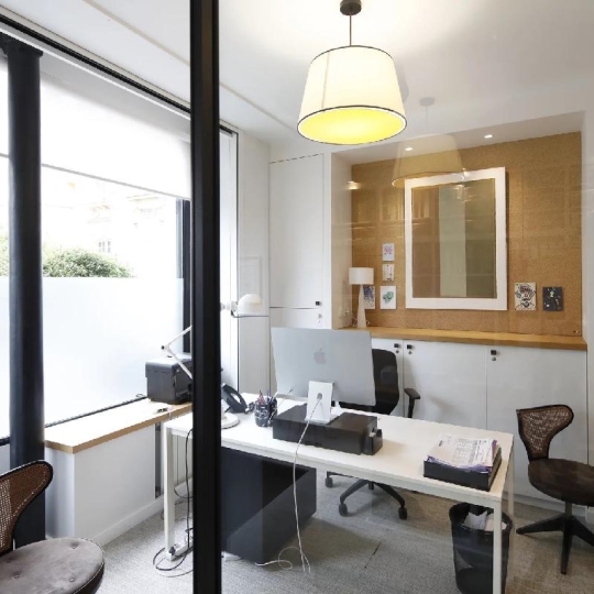  Annonces COLOMBES : Local / Bureau | PARIS (75011) | 153 m2 | 1 989 620 € 