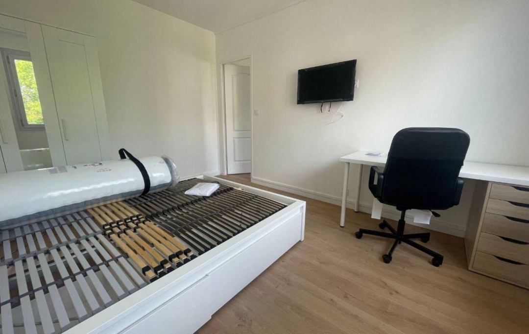 Annonces COLOMBES : Appartement | LA COURNEUVE (93120) | 12 m2 | 620 € 