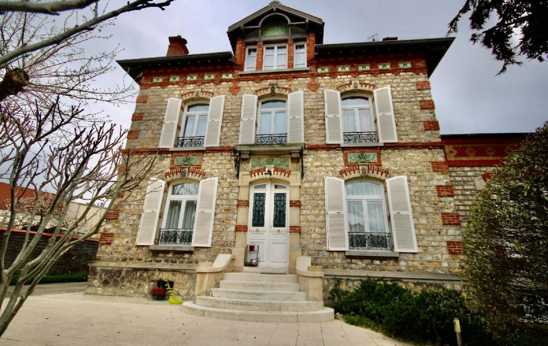 Annonces COLOMBES : Maison / Villa | MONTMAGNY (95360) | 262 m2 | 832 000 € 